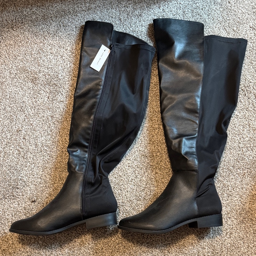Black Knee-High Extra Wide Calf Women's Boots